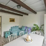 Tatil Evi Lovely
